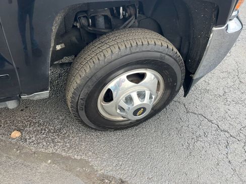 Used 2015 Chevrolet Silverado 3500 LT image 29