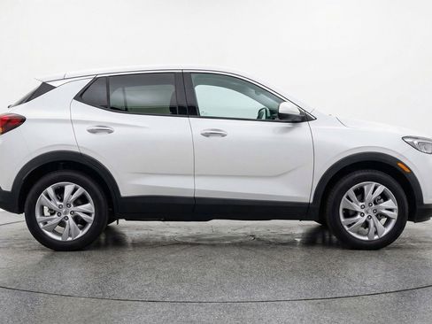 Used 2025 Buick Encore GX Preferred image 11