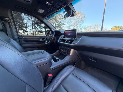 Used 2021 Chevrolet Tahoe LT w/ Rear Media and Nav Package image 18