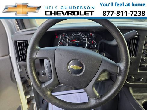 Used 2018 Chevrolet Express 3500 w/ Driver Convenience Package image 20