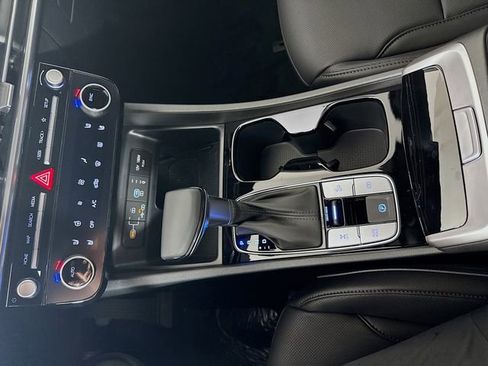 New 2025 Hyundai Santa Cruz Limited image 11