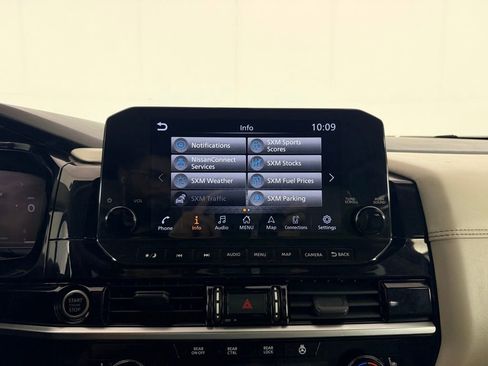 Used 2022 Nissan Pathfinder Platinum w/ Cargo Package FWD image 19