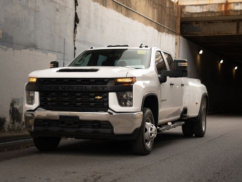 Used 2023 Chevrolet Silverado 3500 W/T w/ WT Fleet Convenience Package image 4