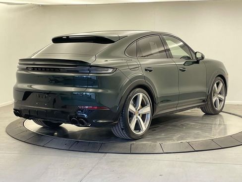 Used 2026 Porsche Cayenne GTS image 7