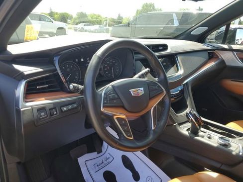 Certified 2024 Cadillac XT5 Premium Luxury w/ Technology Package AWD/4WD image 8