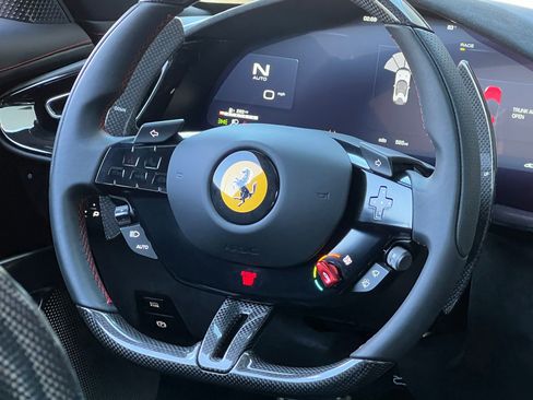 Used 2025 Ferrari 12Cilindri RWD image 37