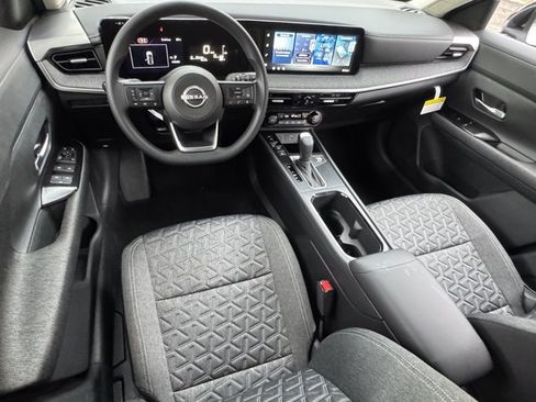 New 2026 Nissan Kicks SV w/ Cold Weather Package FWD image 26