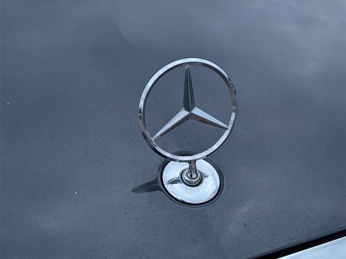 Used 2018 Mercedes-Benz S 560 4MATIC Sedan image 9