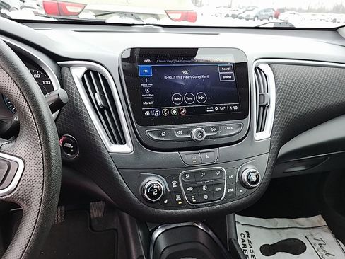 Used 2023 Chevrolet Malibu LT image 6