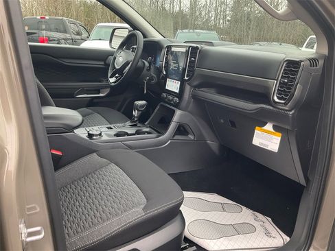 New 2025 Ford Ranger XLT w/ FX4 Off-Road Package image 11