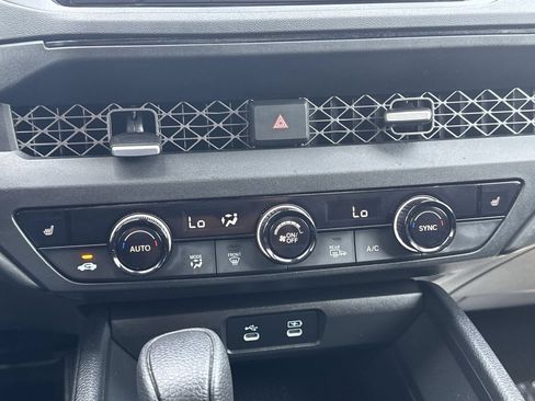 Used 2023 Honda Accord EX image 17