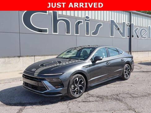 Used 2025 Hyundai Sonata SEL FWD image 1