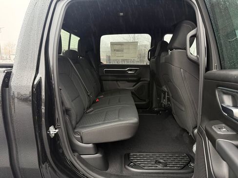 New 2026 RAM 1500 4x4 Crew Cab image 13