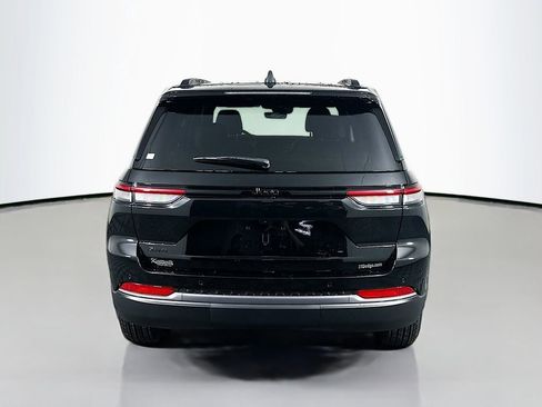 New 2026 Jeep Grand Cherokee Altitude image 6