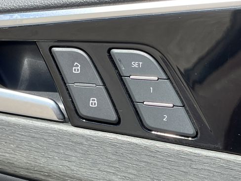 Used 2024 Audi A4 2.0T Premium Plus image 19