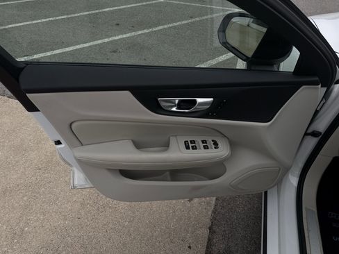 Used 2024 Volvo S60 B5 Plus w/ Climate Package image 23