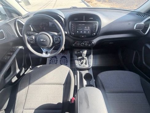 Used 2021 Kia Soul S FWD image 24