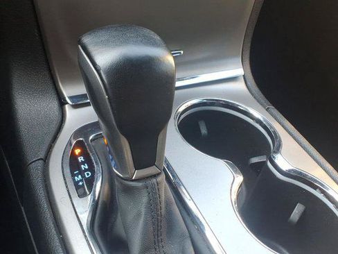 Certified 2019 Jeep Grand Cherokee Limited AWD/4WD image 17