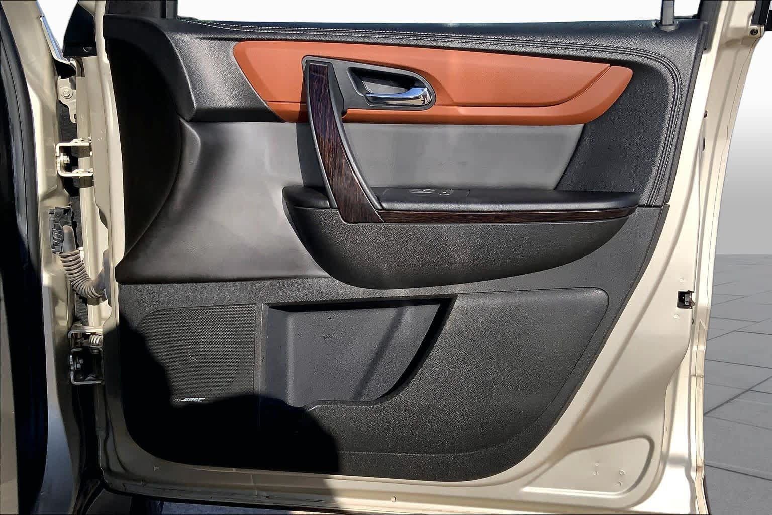 Used 2016 Chevrolet Traverse LTZ FWD image 21
