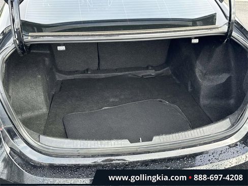 Used 2019 Chevrolet Malibu RS image 9