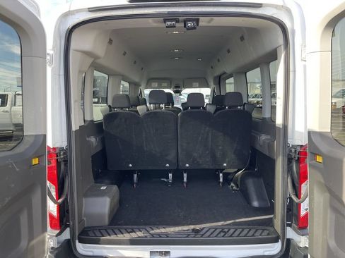 Used 2023 Ford Transit 350 XLT RWD image 12