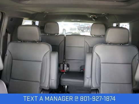 New 2026 GMC Yukon XL Denali w/ Denali Reserve Package AWD/4WD image 17