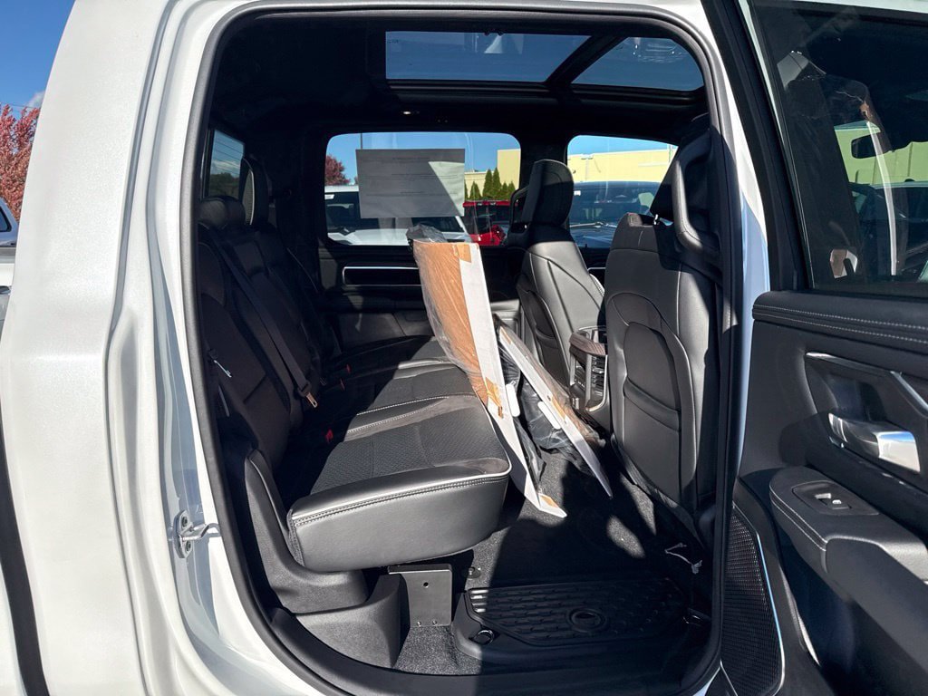 New 2027 RAM 1500 Laramie AWD/4WD image 25