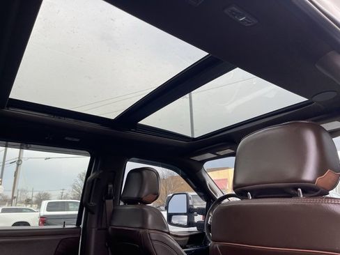 Used 2025 Ford F250 King Ranch w/ Chrome Package image 11