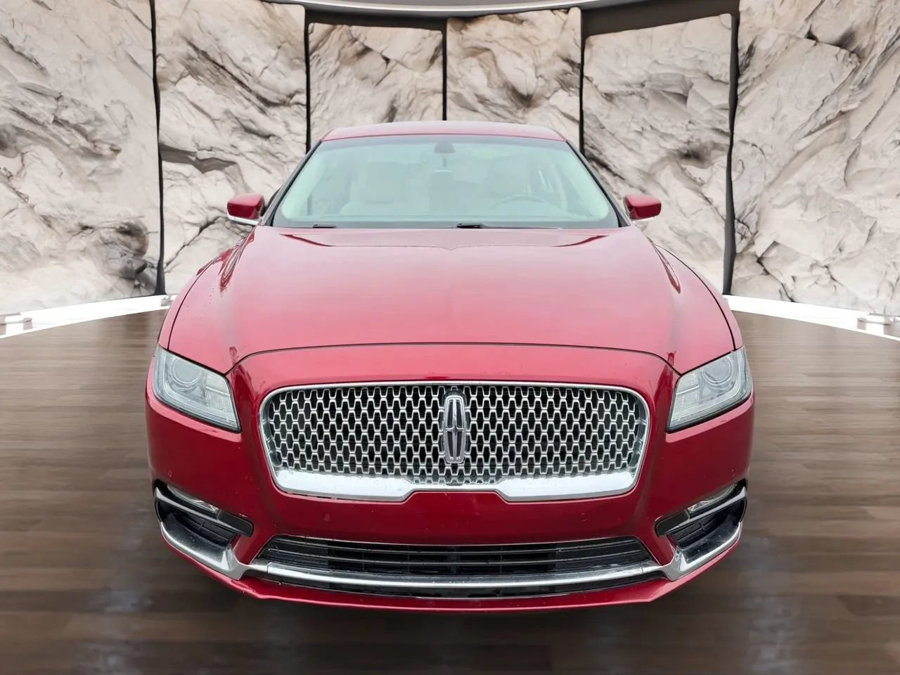 Used 2017 Lincoln Continental Select FWD image 2
