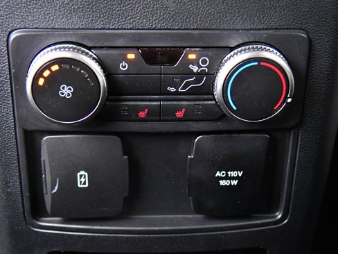 Used 2021 Ford Explorer Limited w/ Equipment Group 301A image 46