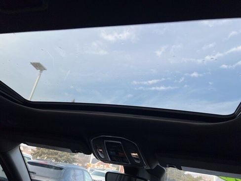 Certified 2024 Jeep Grand Cherokee Altitude image 14