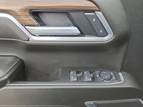 Used 2025 Chevrolet Silverado 1500 LT image 15