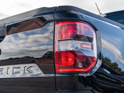 New 2026 Ford Maverick Lariat image 10