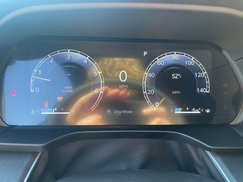 New 2025 Jeep Grand Cherokee L Altitude RWD image 14