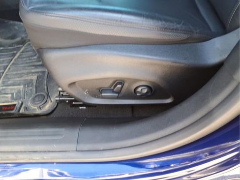 Used 2019 Jeep Renegade Limited w/ Quick Order Package 22P image 18