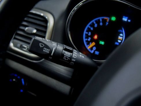 Used 2022 Jeep Grand Cherokee Laredo X AWD/4WD image 45