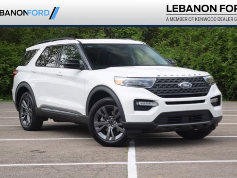 Used 2023 Ford Explorer XLT w/ Equipment Group 202A AWD/4WD image 1