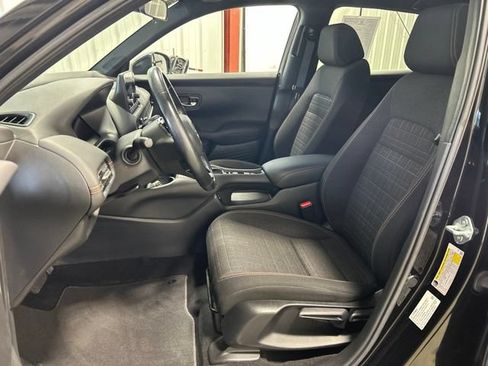 Certified 2025 Honda HR-V Sport image 15