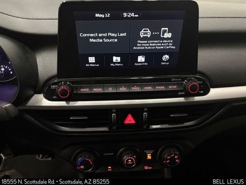 Used 2020 Kia Forte LXS FWD image 14