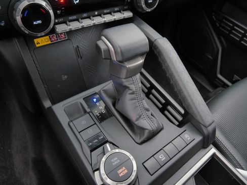 Certified 2025 Toyota 4Runner Limited image 25