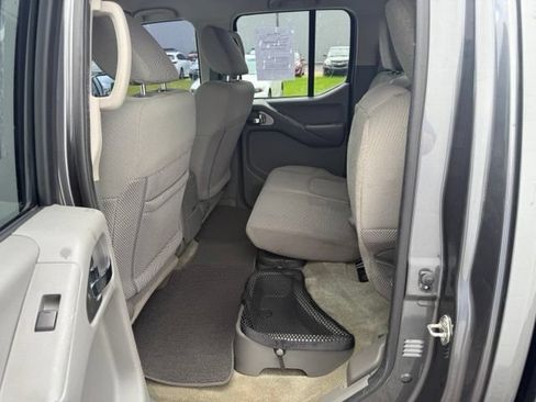 Used 2017 Nissan Frontier SV AWD/4WD image 20