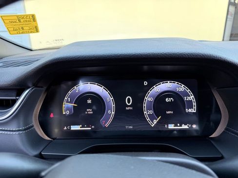 New 2025 Jeep Grand Cherokee L Laredo image 14