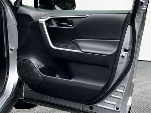 Certified 2024 Toyota RAV4 LE AWD/4WD image 23