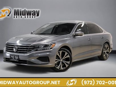 Used 2022 Volkswagen Passat 2.0T SE