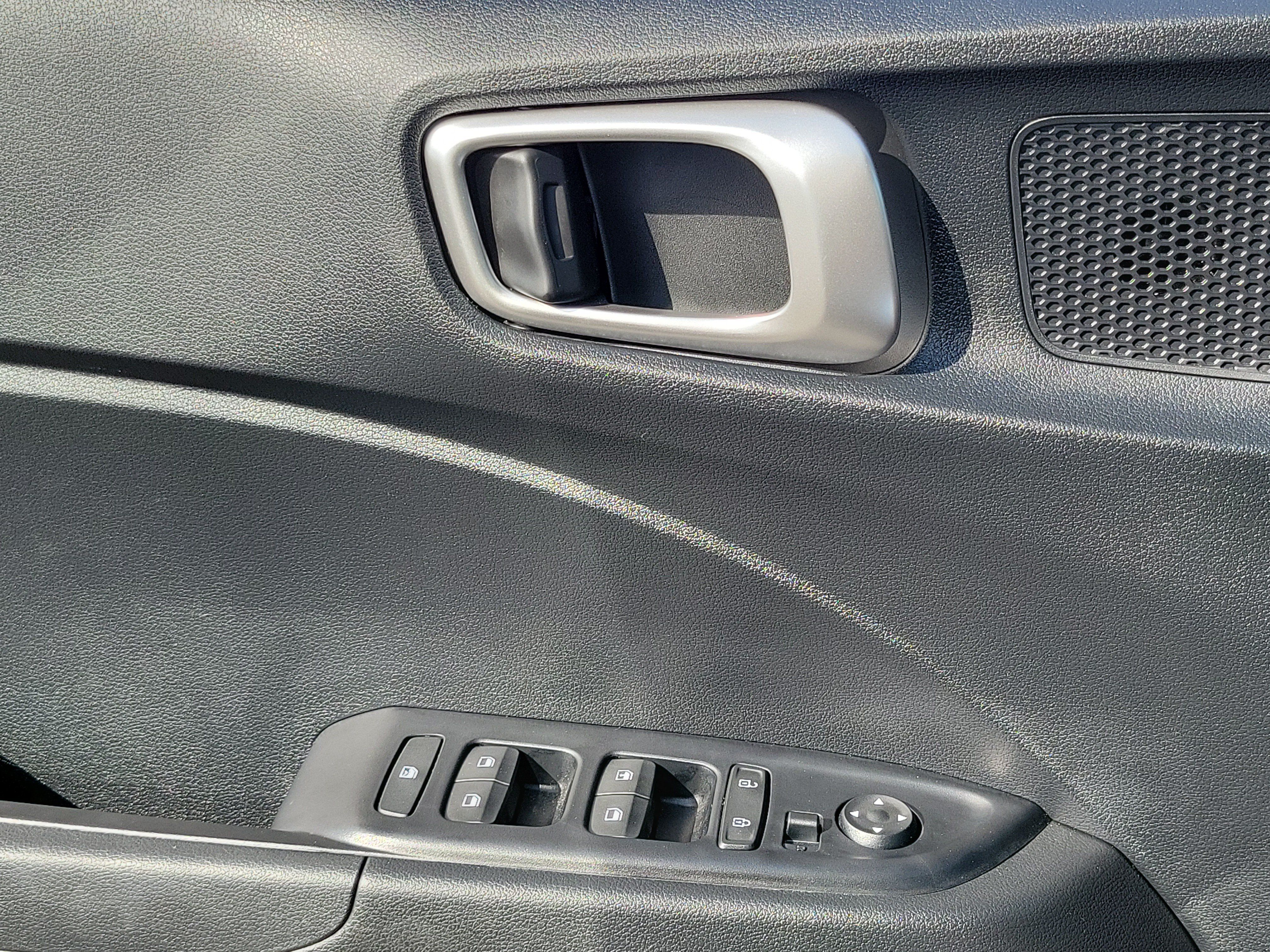 Certified 2026 Hyundai Venue SE FWD image 13
