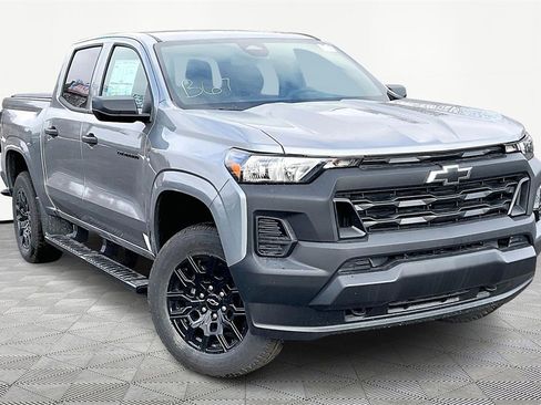 New 2026 Chevrolet Colorado W/T image 2