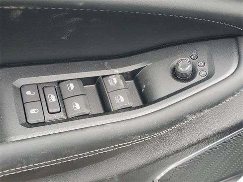 New 2026 Jeep Grand Cherokee L Limited AWD/4WD image 18