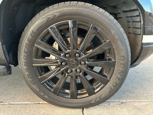 Used 2024 Lexus GX 550 image 10