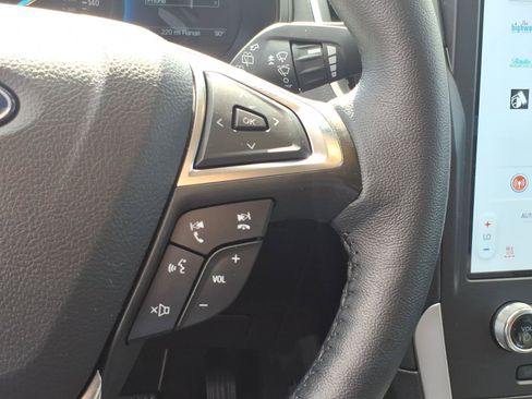 Used 2024 Ford Edge SEL w/ Convenience Package AWD/4WD image 18