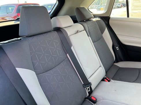Used 2020 Toyota RAV4 XLE w/ Convenience Package image 14